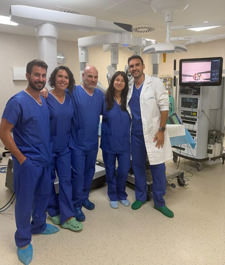 La cirugía robótica amplía las opciones para tratar el cáncer ginecológico y la endometriosis profunda.