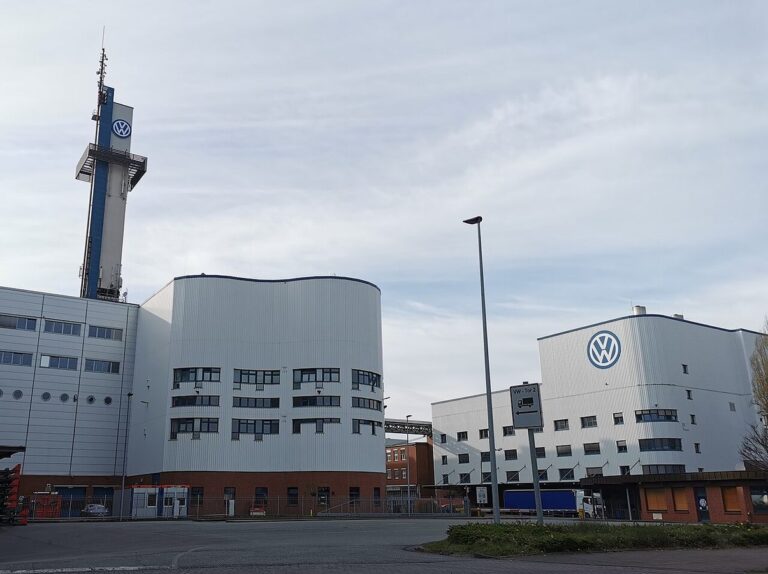 Recinto industrial de Volkswagen Osnabrück GmbH en la calle Narupstraße. Foto: ©N9713/ Wikimedia.