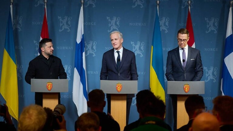 Volodímir Zelenski durante las negociaciones en Oslo